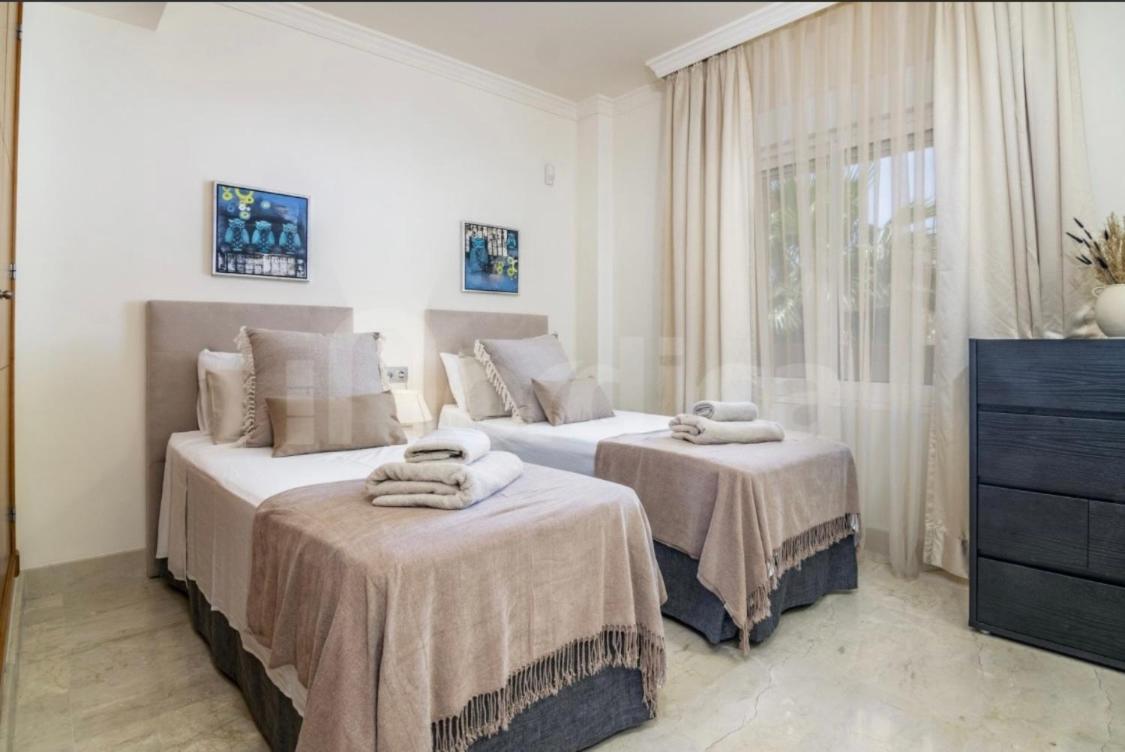 Aloha Hill Club Apartemen *